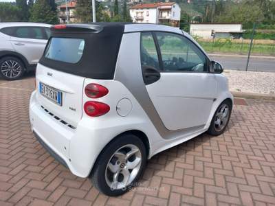 Smart ForTwo Smart 1.0 Cabrio MHD Pulse Automatica Bianco usata Corciano