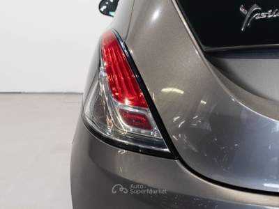 Lancia Ypsilon 5 porte S&S Gold Argento usata Brescia