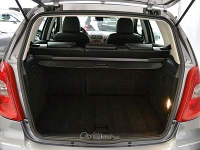 Mercedes-Benz Classe A BlueEFFICIENCY Style Pdc-Cerchi 16" Grigio usata Monza