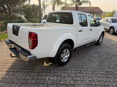 Nissan Navara NISSAN NAVARA 2.5 DCI 190 CV ANNO 2012  4 PORTE Bianco usata Corleone