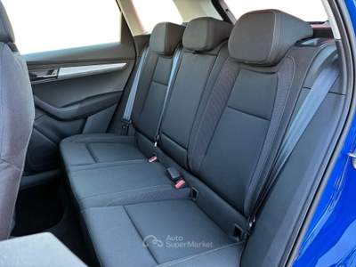 Skoda Karoq 1.0 TSI Selection Blu/Azzurro usata Pistoia