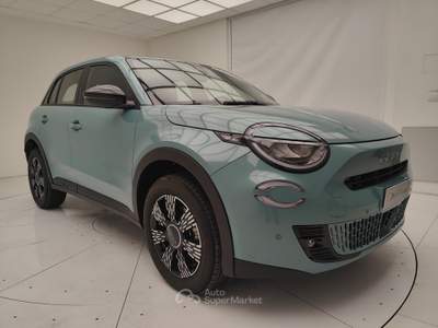 Fiat 600 MHEV Hybrid Serie SpecialeIcon - Configurazione Non Ordinabile Blu/Azzurro usata Erba
