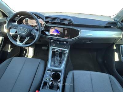 Audi Q3 35 2.0 tdi business advanced s-tronic Nero usata Fisciano