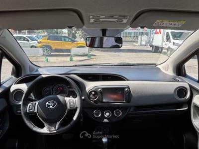 Toyota Yaris III 2015 5p 1.3 Lounge multidrive S E6 Rosso usata Roma