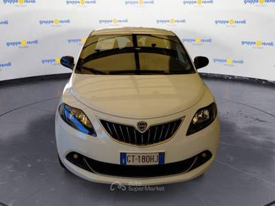 Lancia Ypsilon 1.0 FireFly 70cv Hybrid Gold Plus Bianco usata Roma