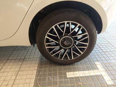 Lancia Ypsilon 1.0 FireFly 70cv Hybrid Gold Plus Bianco usata Roma