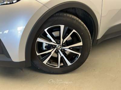 Toyota C-HR 2.0 PHEV E-CVT Trend Argento usata Cesena