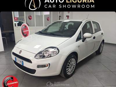 Fiat Punto 1.2 Street 69cv Bianco usata Striano