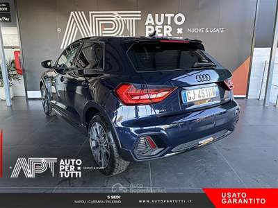 Audi A1 A1 Citycarver 30 1.0 tfsi Admired 110cv s-tronic Blu/Azzurro usata Carrara