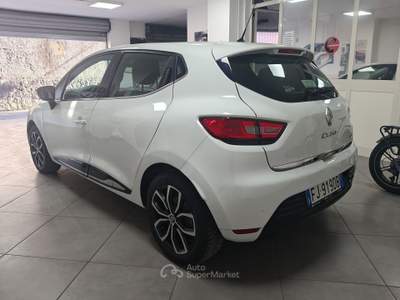 Renault Clio Clio Sporter dCi 8V 90CV EDC Start&Stop Energy Zen Bianco usata Striano