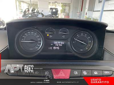 Lancia Ypsilon Ypsilon 1.0 firefly hybrid Platino s&s 70cv Grigio usata Carrara