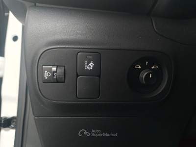 Citroen C3 PureTech 82 Shine  Bianco usata Striano