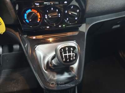 Lancia Ypsilon 1.0 FireFly 70cv Hybrid Silver Grigio usata Striano