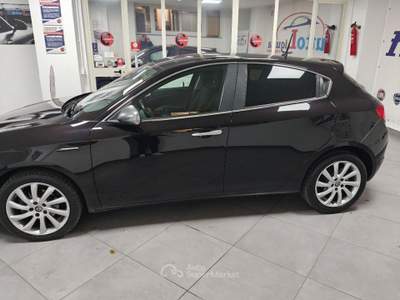 Alfa Romeo Giulietta 1.6 JTDm TCT 120 CV AUTOMATICA Nero usata Striano