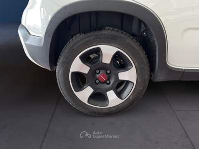 Fiat Panda Panda III 2021 Cross Panda 1.0 firefly hybrid City Cross s&s 70cv Bianco usata Torino