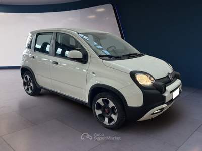 Fiat Panda Panda III 2021 Cross Panda 1.0 firefly hybrid City Cross s&s 70cv Bianco usata Torino