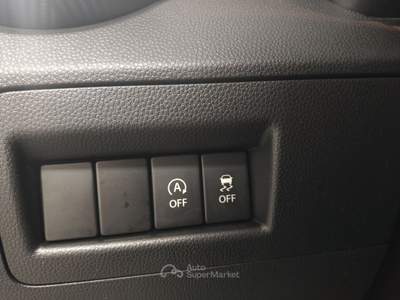 Suzuki Ignis 1.2 Hybrid Top 2WD Verde usata Striano