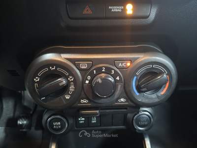 Suzuki Ignis 1.2 Hybrid Top 2WD Verde usata Striano