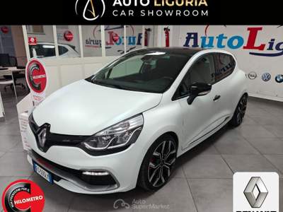 Renault Clio TCe 220CV EDC 5 porte Energy R.S. Trophy Bianco usata Striano