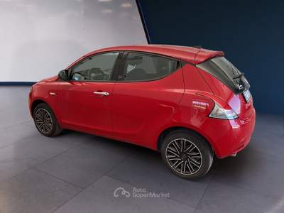 Lancia Ypsilon III 2015 1.0 hybrid Gold s&s 70cv Rosso usata Torino