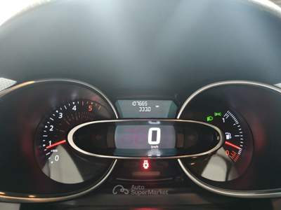 Renault Clio 1.5 DCI 90cv MOSCHINO INTENS Bianco usata Striano