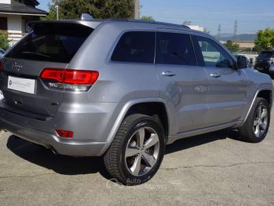 Jeep Grand Cherokee 3.0 crd (mjt II) V6 Overland 250cv auto TETTO PELLE FULL Argento usata Gorlago