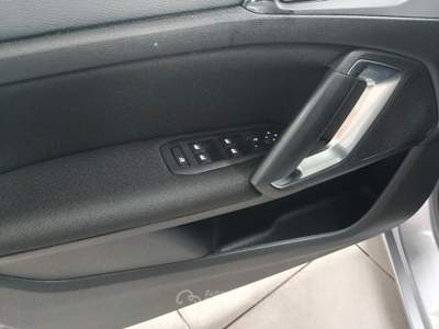 Peugeot 308 BlueHDi 130 S&S EAT8 SW NAVI CERCHI 17 Grigio usata Striano