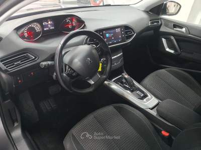 Peugeot 308 BlueHDi 130 S&S EAT8 SW NAVI CERCHI 17 Grigio usata Striano