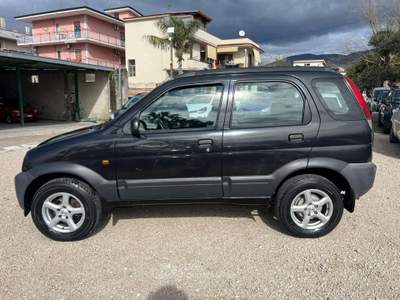 Daihatsu Terios TERIOS 1.300 BENZ/GPL 4WD Nero usata Striano