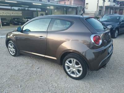 Alfa Romeo MiTo MiTo 1.3 JTDm-2 95 CV S&S DistinctiveLEGGI Marrone usata Striano