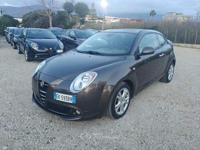Alfa Romeo MiTo MiTo 1.3 JTDm-2 95 CV S&S DistinctiveLEGGI Marrone usata Striano
