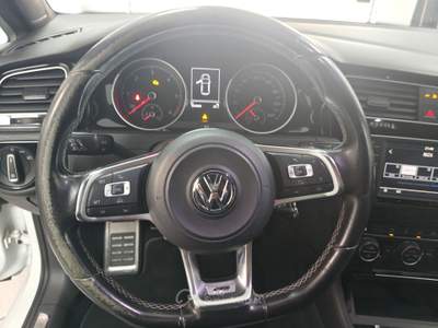 Volkswagen Golf Golf 1.6 TDI 110 CV 5p. Sport Edition R-LINE Bianco usata Striano