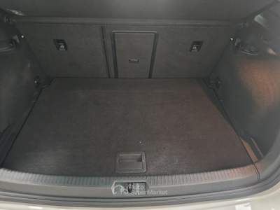 Volkswagen Golf Golf 1.6 TDI 110 CV 5p. Sport Edition R-LINE Bianco usata Striano