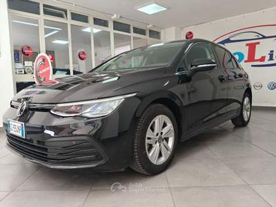 Volkswagen Golf 1.5 TSI EVO ACT Life Nero usata Striano