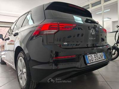 Volkswagen Golf 1.5 TSI EVO ACT Life Nero usata Striano