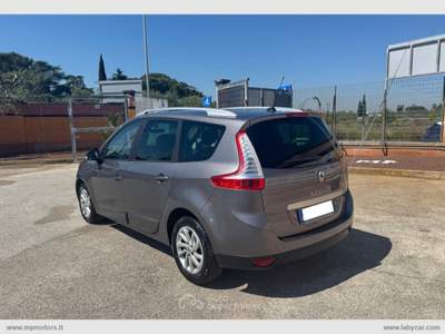 Renault Scénic SCENIC LIMITED 7 POSTI 1.5 dCi 110CV Grigio usata Bari