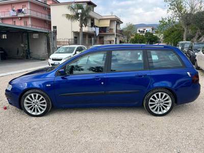 Fiat Stilo Stilo Multiwagon 1.9 mjt 120cv DYNAMIC Blu/Azzurro usata Striano