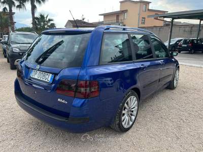 Fiat Stilo Stilo Multiwagon 1.9 mjt 120cv DYNAMIC Blu/Azzurro usata Striano