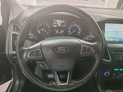 Ford Focus 1.0 EcoBoost 125 CV Start&Stop SW Titanium X Grigio usata Striano