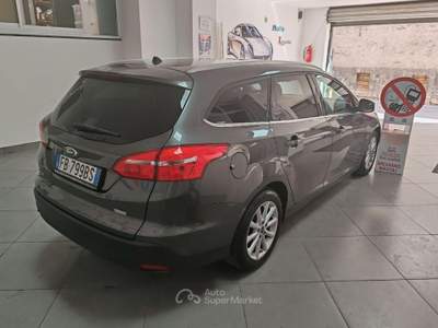 Ford Focus 1.0 EcoBoost 125 CV Start&Stop SW Titanium X Grigio usata Striano