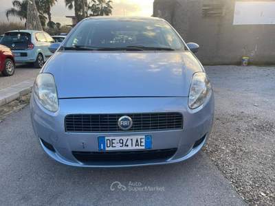 Fiat Grande Punto 1.4 5 porte Dynamic Blu/Azzurro usata Striano