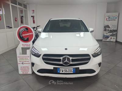 Mercedes-Benz Classe B B 180 d Automatic Sport Bianco usata Striano