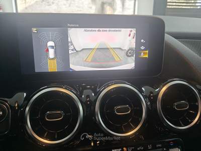 Mercedes-Benz Classe B B 180 d Automatic Sport Bianco usata Striano