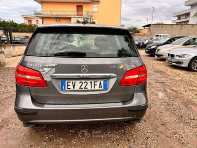 Mercedes-Benz Classe B B 180 CDI Automatic Executive PROBLEMI CAMBIO Grigio usata Striano