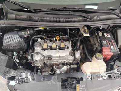 Opel Karl 1.0 75cv Rocks MTA AUTOMATICA Nero usata Striano