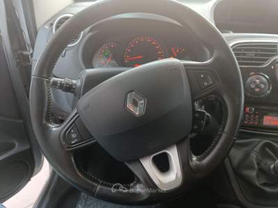 Renault Kangoo 1.5 dCi 110CV 5 porte Stop & Start Life N1 MAXI Grigio usata Striano