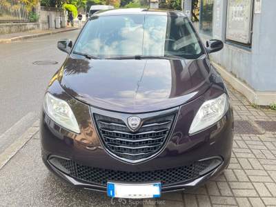 Lancia Ypsilon - 1.2 BENZINA - 5 PORTE - ANCHE PER NEOPATENTATI Lilla usata Varese