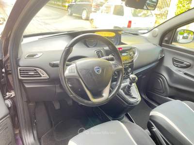 Lancia Ypsilon - 1.2 BENZINA - 5 PORTE - ANCHE PER NEOPATENTATI Lilla usata Varese