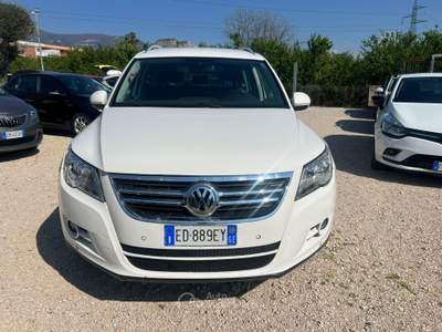 Volkswagen Tiguan Tiguan 2.0 tdi Sport&Style 4motion Bianco usata Striano