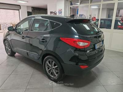 Hyundai ix35 2.0 CRDi 4WD Xpossible VEDI FOTO Nero usata Striano